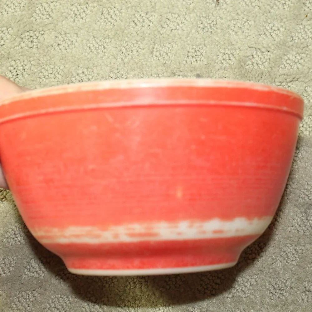 Set of 2 Vintage Pyrex 402 Primary Red Mixing Bowls - Fair Condition